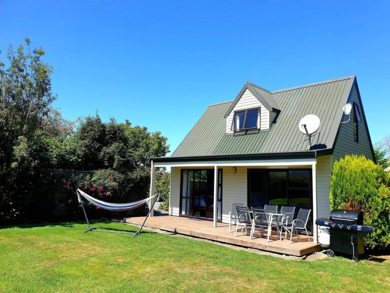 te mahuru retreat kaikoura cottage accommodation 768x576