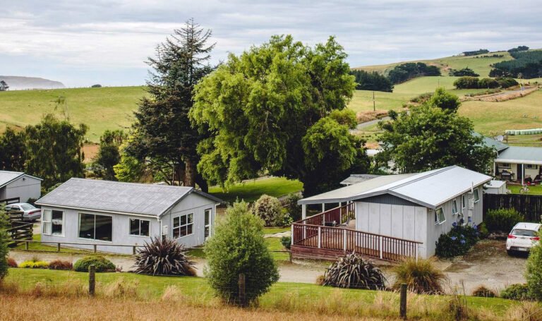 slope point accommodation guest buildings 768x455