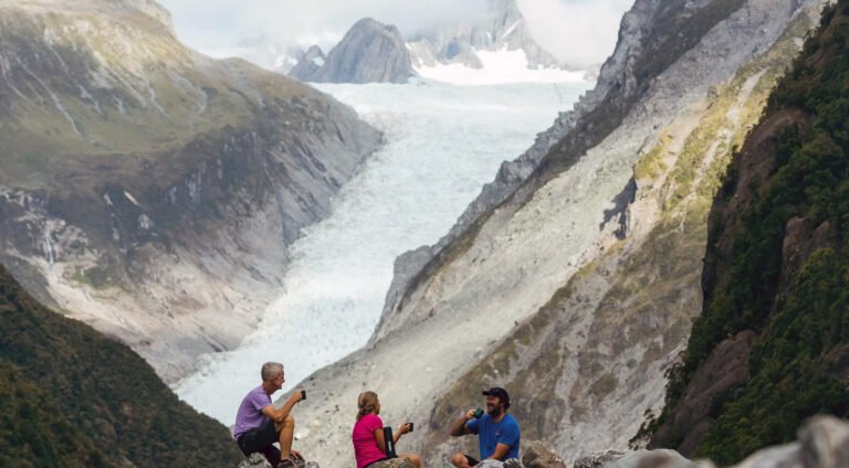 franz josef glacier guided walk valley view west coast 768x424