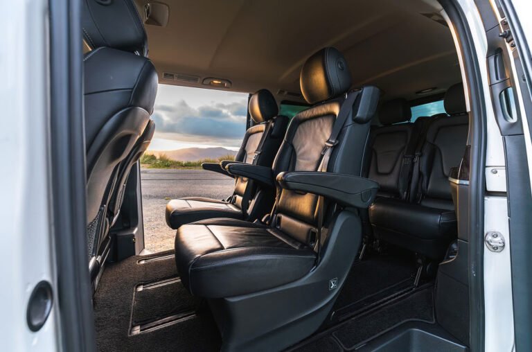 luxury chauffeur vehicle interior nz 768x508
