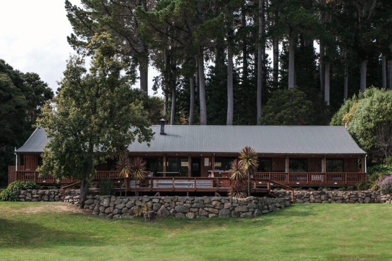 mt vernon lodge akaroa 768x512