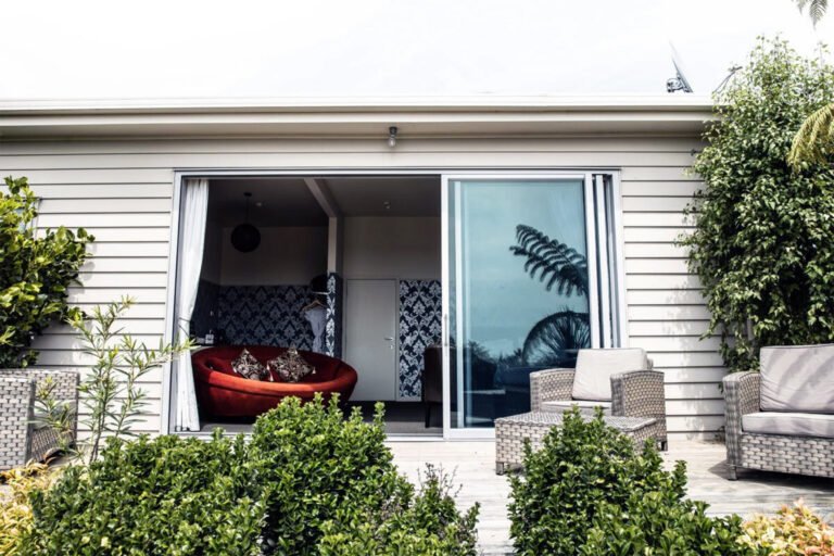 zatori lodge collingwood private deck 768x512