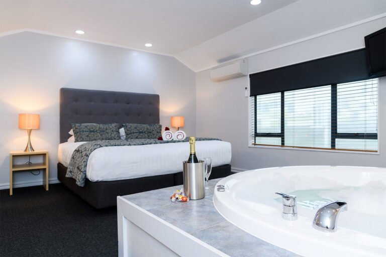 executive spa suite palmerston north 1 768x512