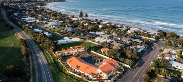 ocean beach wainui aerial gisborne 768x347