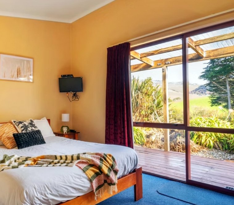river ridge studio accommodation catlins