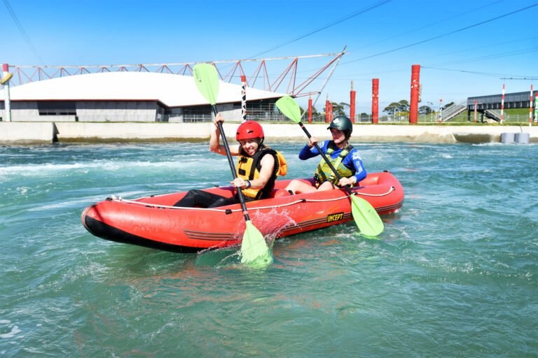inflatable kayaking auckland 768x512