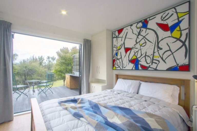 lansdowne farm bedroom accommodation near kaikoura 768x512