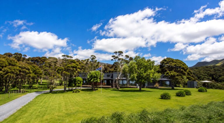 lansdowne farm group accommodation kaikoura conway coast 768x423