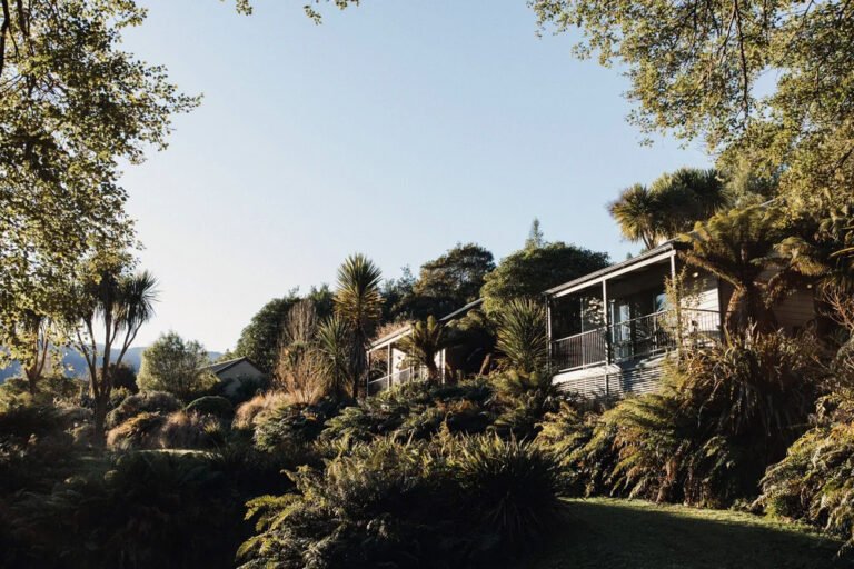 maruia river retreat luxury villas south island new zealand 768x512