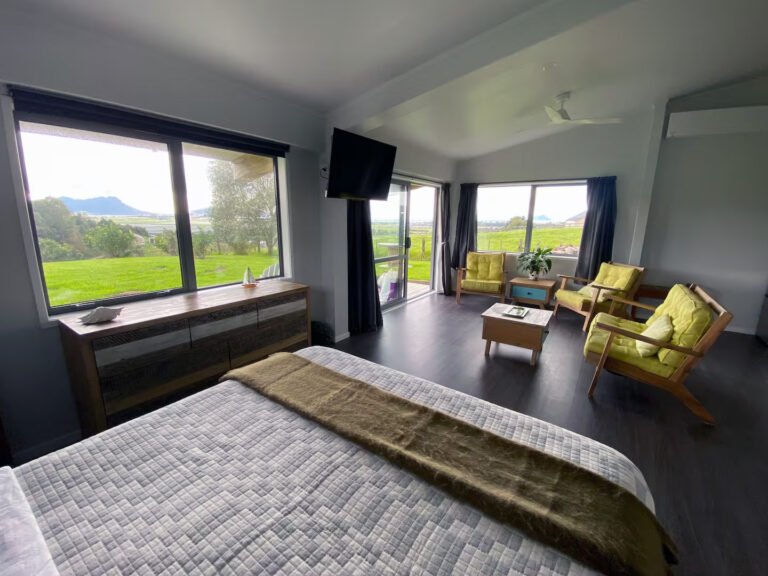 riders rest ruakaka studio accommodation 768x576