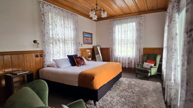 rimu room riverhead villa hokianga 768x432