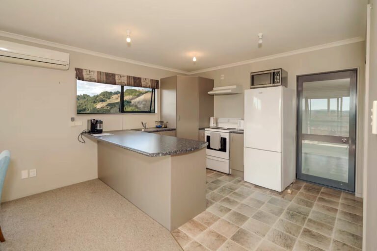 self contained holiday home waikato kitchen 768x512