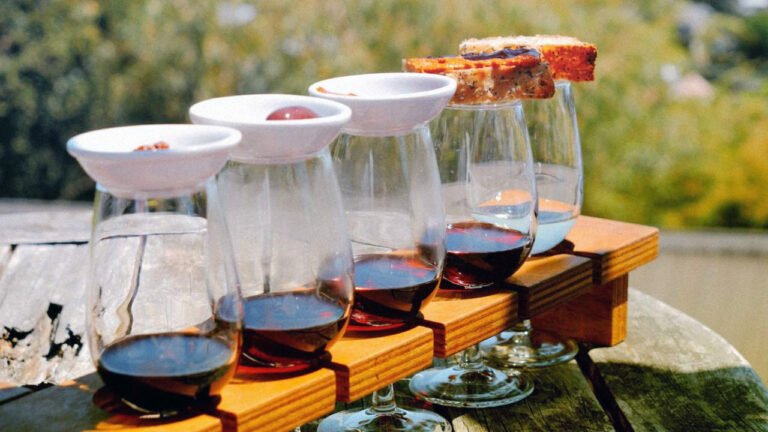 waiheke wine tasting experience 768x432