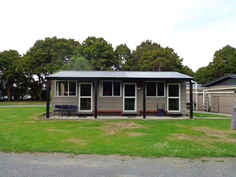 family cabins pounawea camping ground 768x576