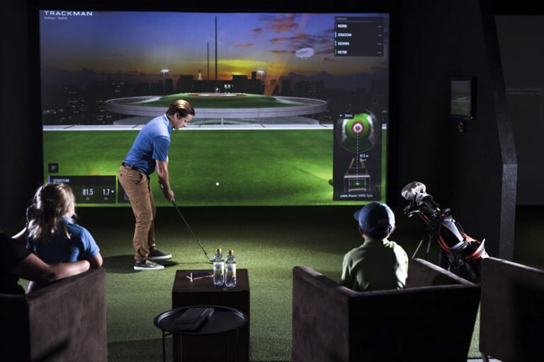 family indoor golf wanaka 768x512