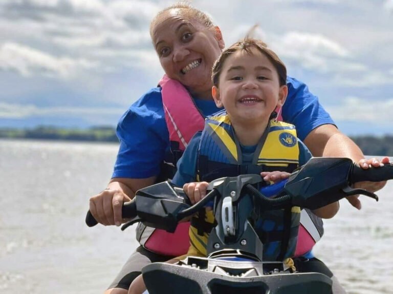 family jet ski rides lake rotoiti 768x574