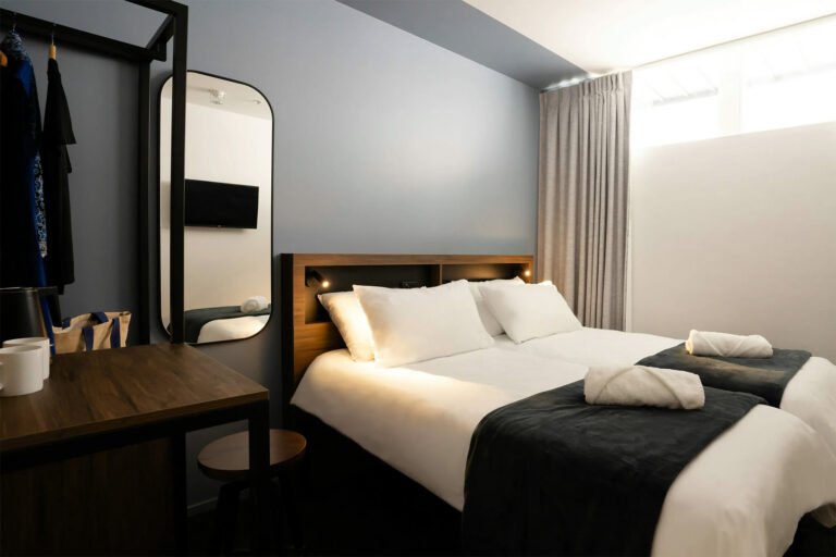 haka house auckland city private twin room 768x512