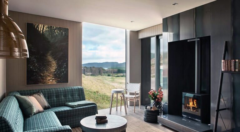 luxury villa living taupo 768x422