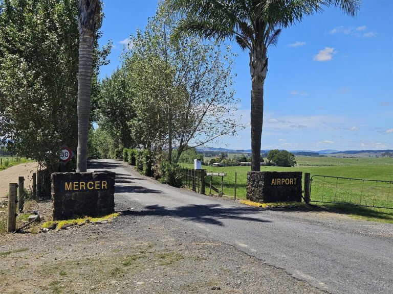 mercer airport entrance mercer lodge 768x576