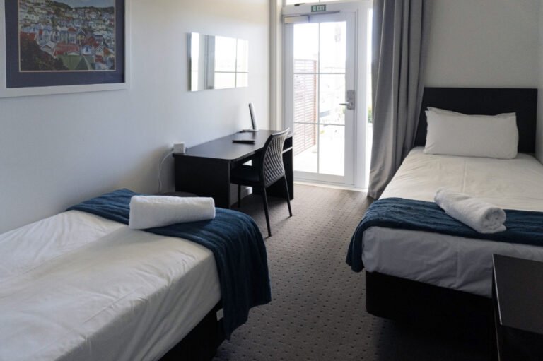 mercer lodge twin room 768x511