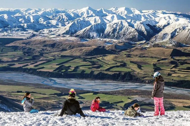mt hutt ski area near pudding hill lodge 768x513