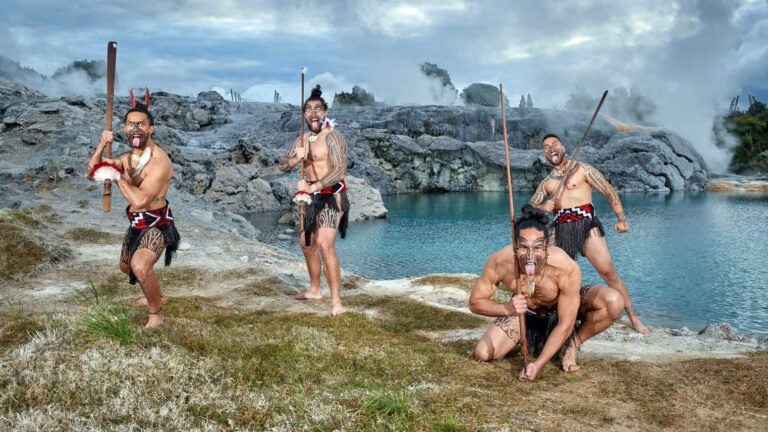 rotorua maori cultural tour te puia 768x432