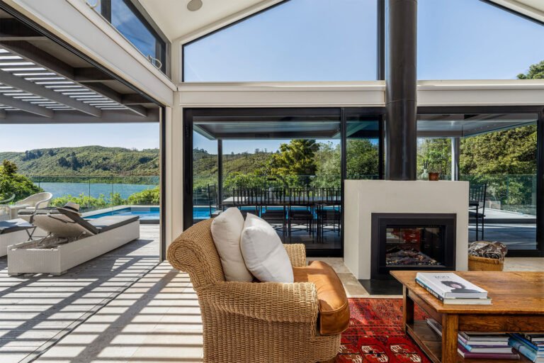 the point villas luxury villa living area 768x512