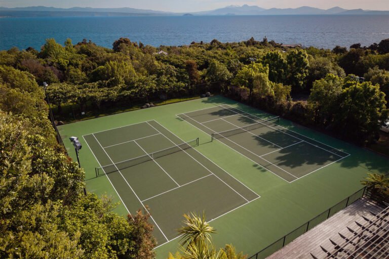 the point villas private tennis court 768x512