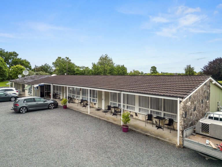 tower road motel exterior matamata 768x576