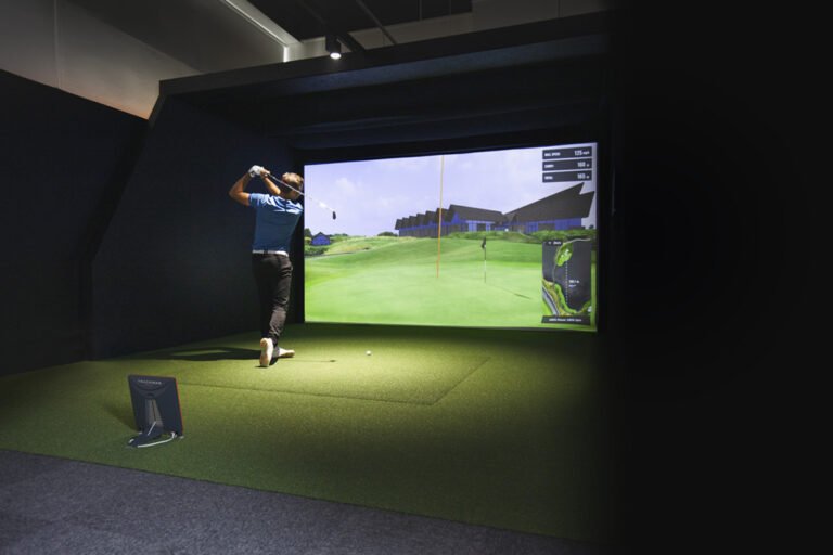 trackman golf simulator wanaka 768x512