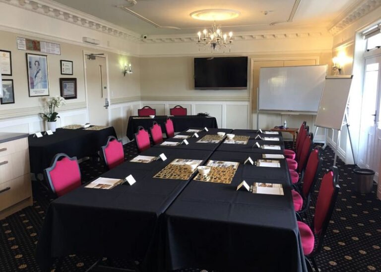tuakau hotel conference room 768x549