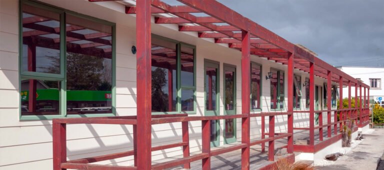 tuatapere motel accommodation 768x340