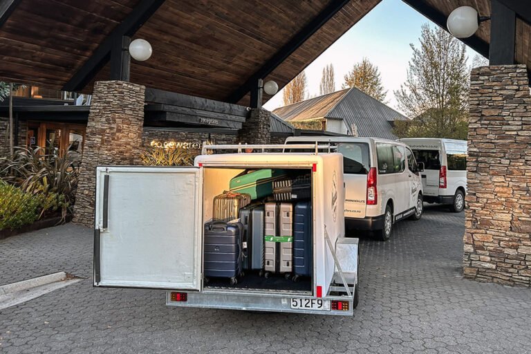wanaka airport luggage transfers 768x512