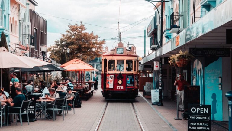 christchurch tram new regent street 768x433
