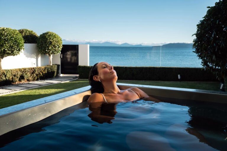sacred waters taupo private thermal hot tub 768x512
