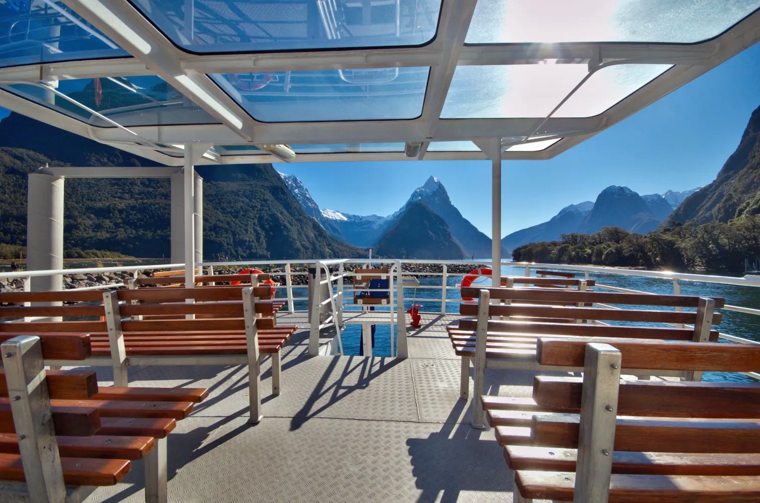 Cruise Milford | Milford Sound Small Boat Cruise photo 3