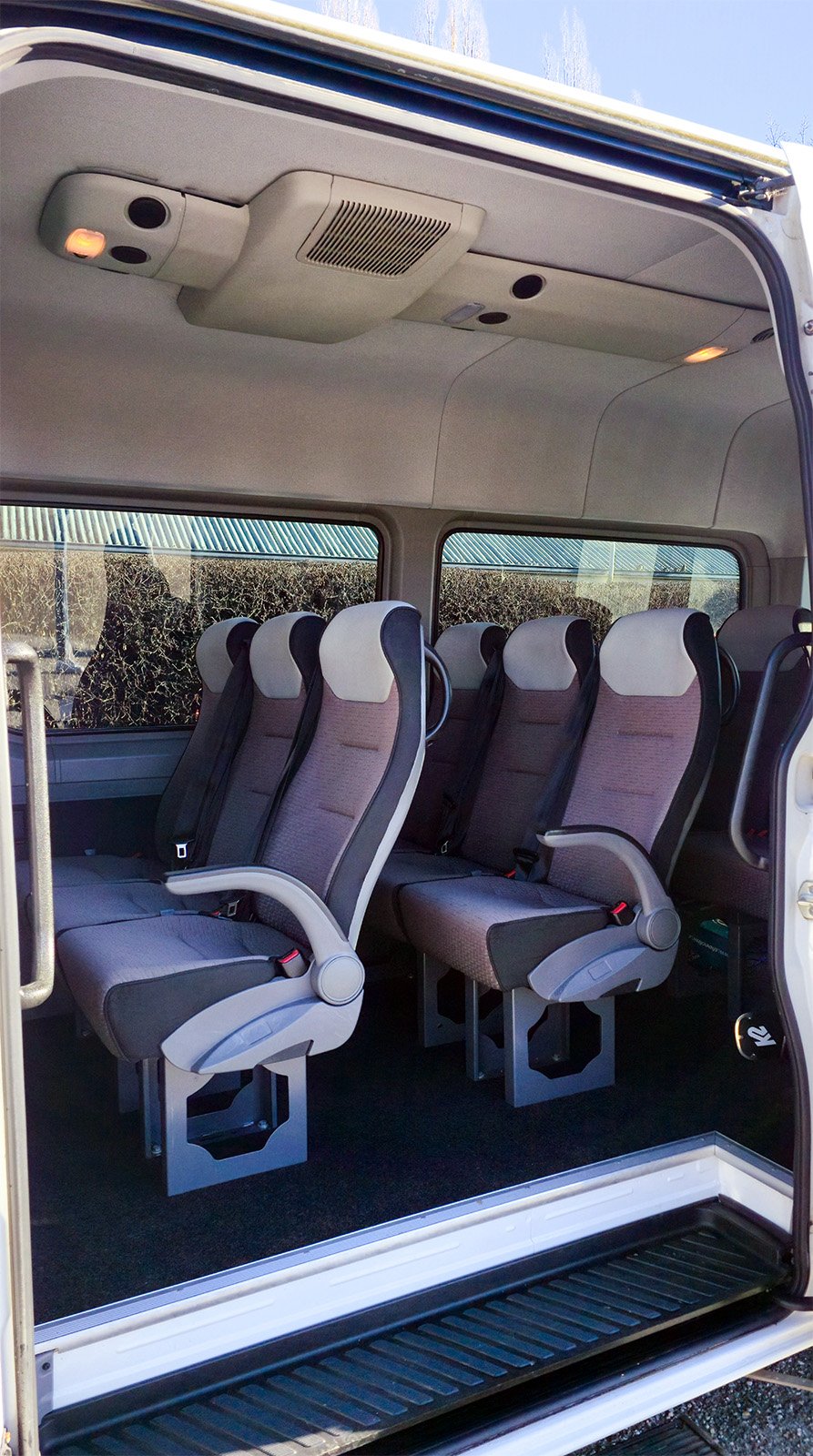 Southern Alps Shuttle | Group Transport Wānaka photo 4
