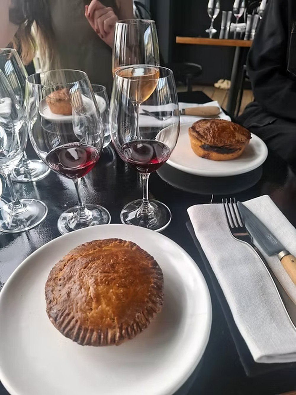Giles Tours – Christchurch Wine Tours photo 4